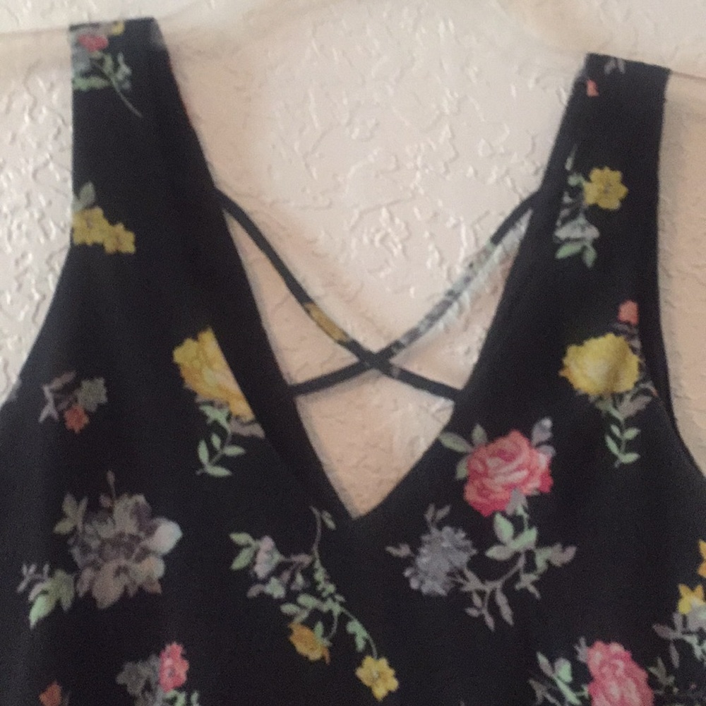 Shirt - Picture 2 of 4